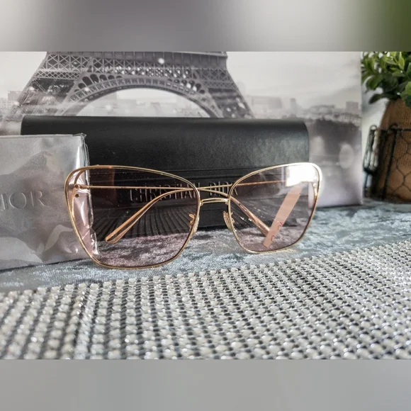 MissDior B2U Sunglasses by Dior-New W/Case - Picture 5 of 16